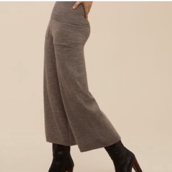 Wilfred Pants - NWOT- Wilfred Brion Crop Pants